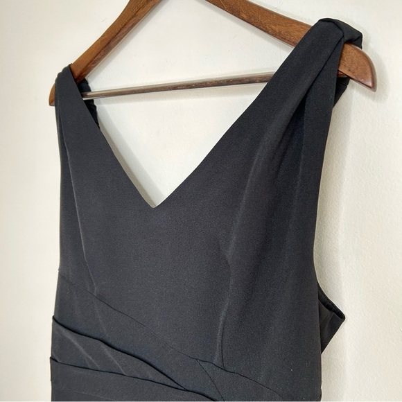 New Adrianna Papell Knotted Shoulder with Draped Waist Sheath Dress Black Sz 14 - Picture 4 of 10